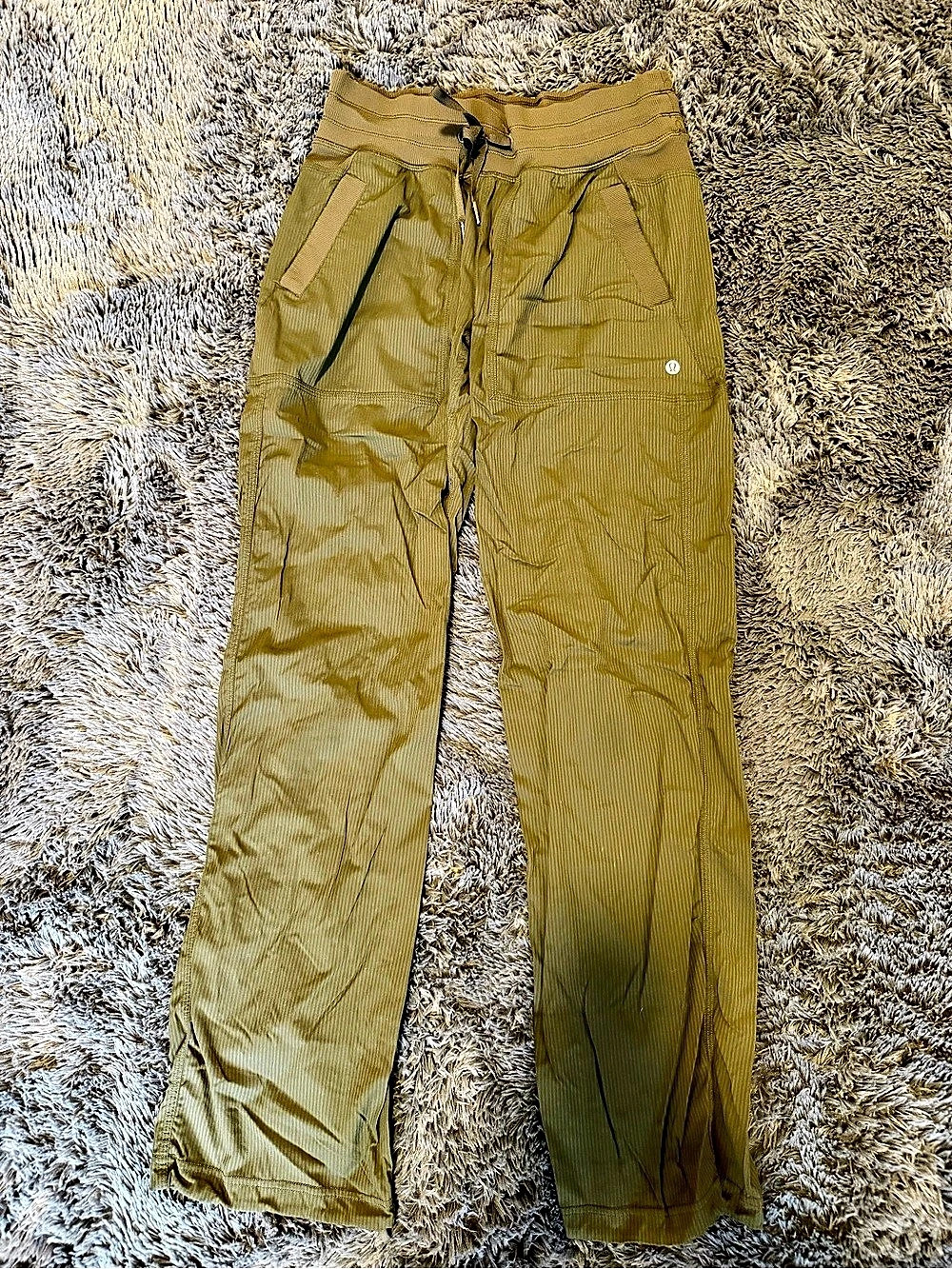 Lululemon LuluLinen Mid-Rise Cargo Pant Olive Green Pants